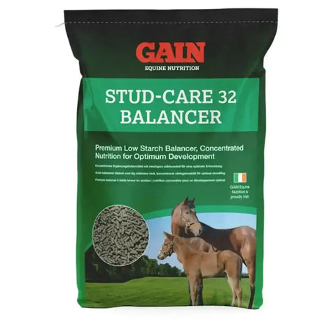 Green and black bag of Gain stud-care 32 balancer premium stud balancer pellet for well-conditioned breeding stock