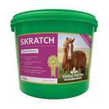 Green plastic tub of global herbs skratch 1kg skin-soothing herbal blend to soothe itching and support horse skin health