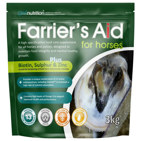Green pouch of gwf farriers aid high specification hoof care supplement with biotin sulphur and zinc to maintain hoof integrity