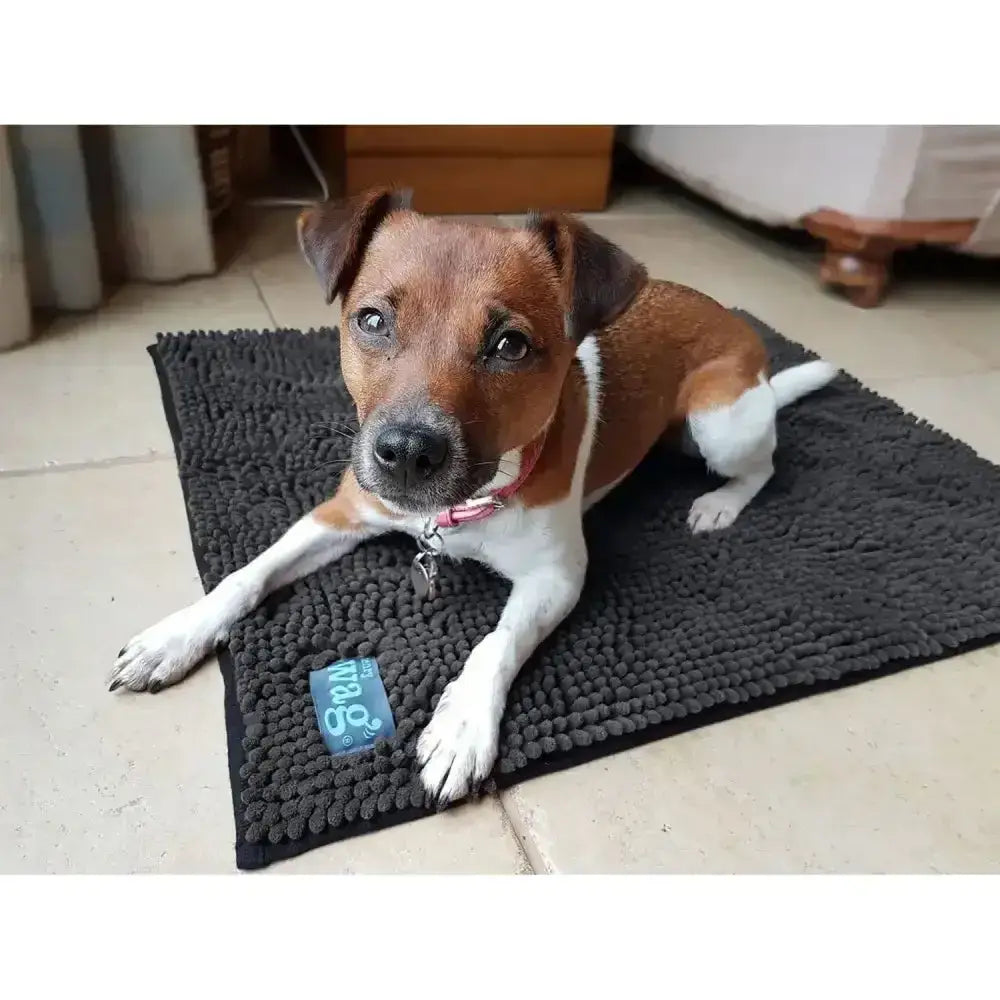 Black textured henry wag microfibre noodle pet mat with a blue brand tag for comfy pet use