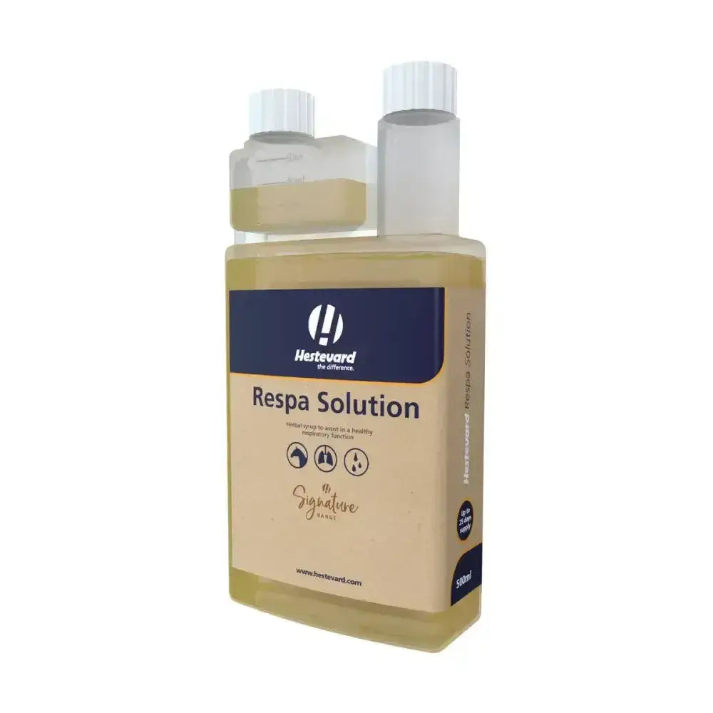 Hestevard respa solution in a clear plastic bottle with white caps and beige label featuring the brand logo and scots pine essential