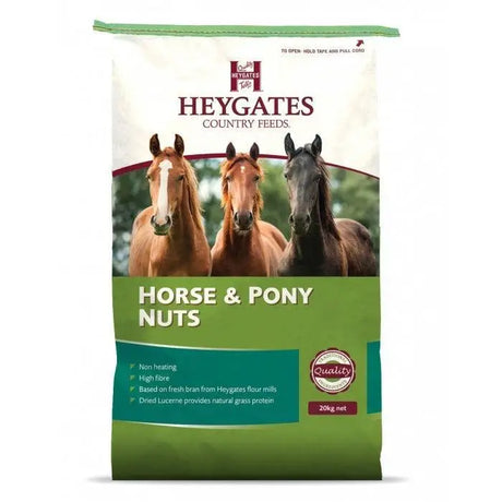 Green and white bag of heygates horse pony nuts feed 20 kg with images of three horses for equestrian use