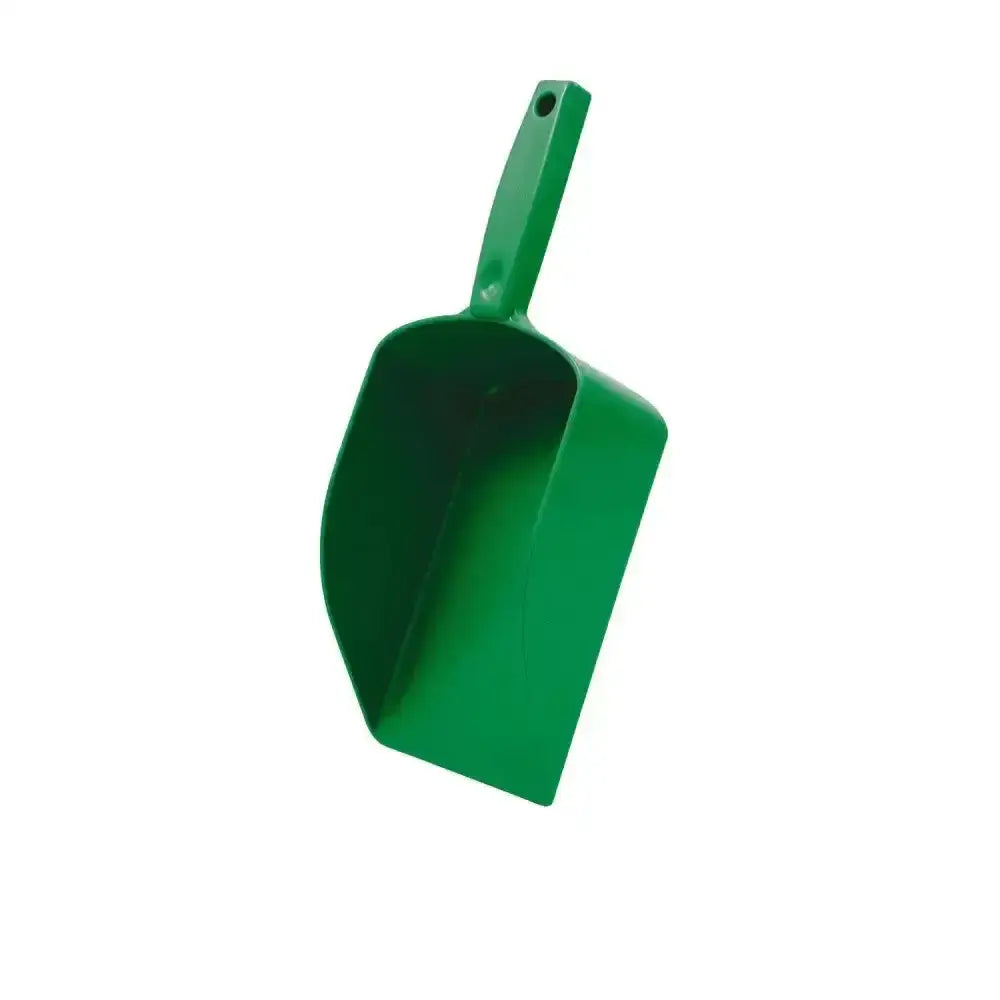 Green plastic hillbrush medium horse feed scoop with sturdy handle and curved rectangular scoop for easy scoops and stirrers