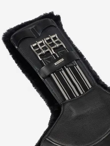LeMieux Arika Simuwool Contoured Short Stud Girth Black 45cm Black Stud Girths