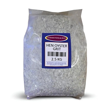 A clear bag of white coarse hen oyster grit by johnston & jeff mixed poultry grit helps digest food 2.5 kg
