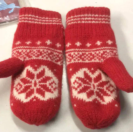 Knitted Red Mitts Barnstaple Equestrian Supplies Riding Gloves Barnstaple Equestrian Supplies