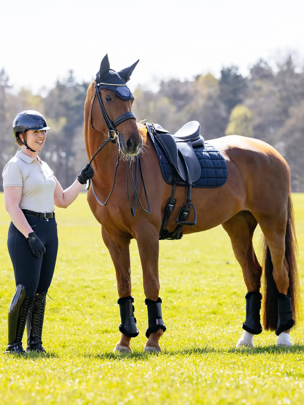 LeMieux 3D Mesh Self-Cool Dressage Square Navy Navy Small/Medium Saddle Pads