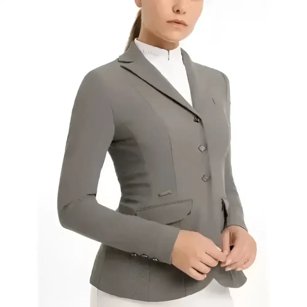 Gray lemieux dynamiqué jacket graphite with tailored fit button closures and subtle chest branding for competition performance