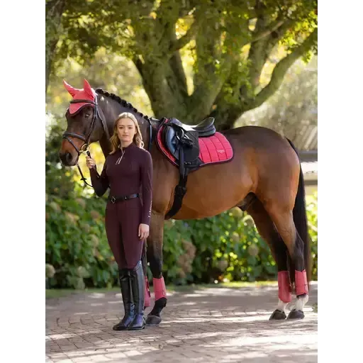 Lemieux Loire Classic Close Contact Square Cranberry Cranberry Small/Medium Saddle Pads