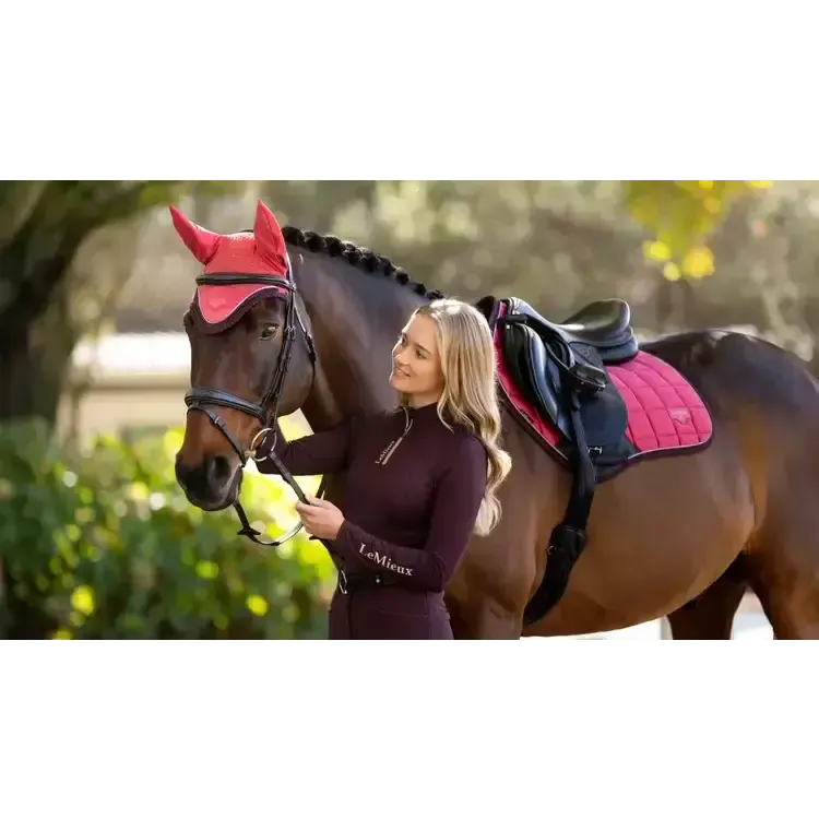 Lemieux Loire Classic Close Contact Square Cranberry Cranberry Small/Medium Saddle Pads