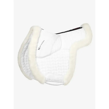 White lemieux merino+ prosorb hunter saddle pad with quilted design and sheepskin lining for comfort