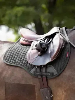 LeMieux ProSorb Plain 2 Pocket GP Square Black Large Black Corrective Saddle Pads