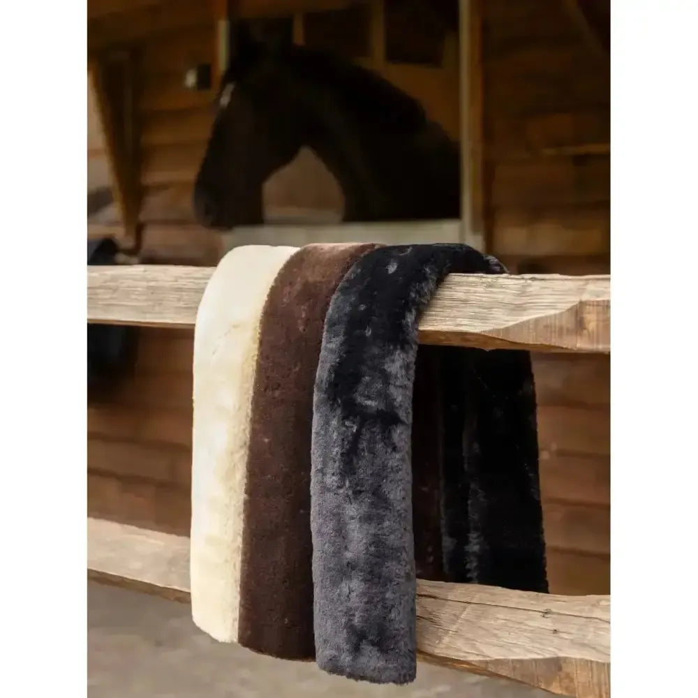 LeMieux Simuwool Breastgirth Cover Black One Size Black Girth Sleeves