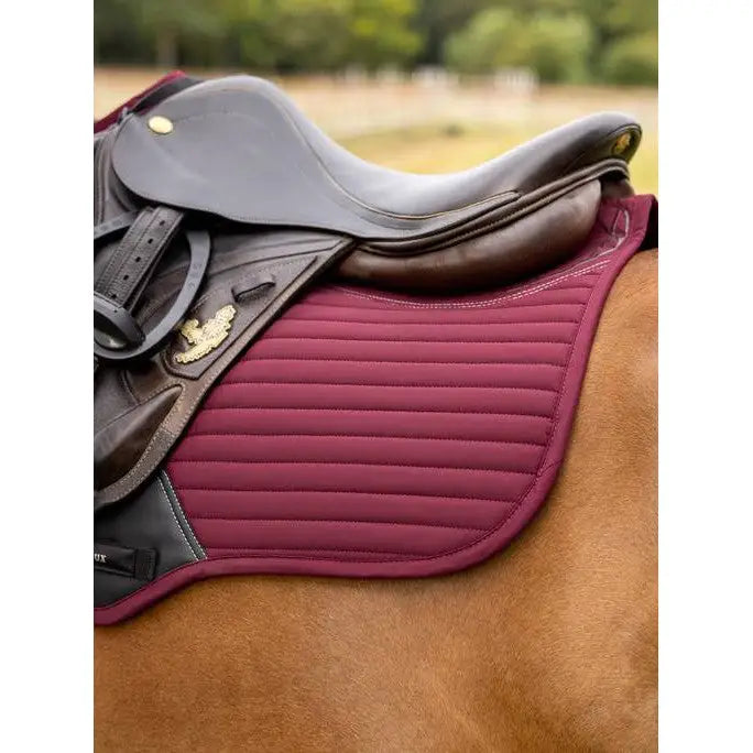 LeMieux Soft Shell Anti Slip Close Contact Square Burgundy - Large / Burgundy - Saddle Pads