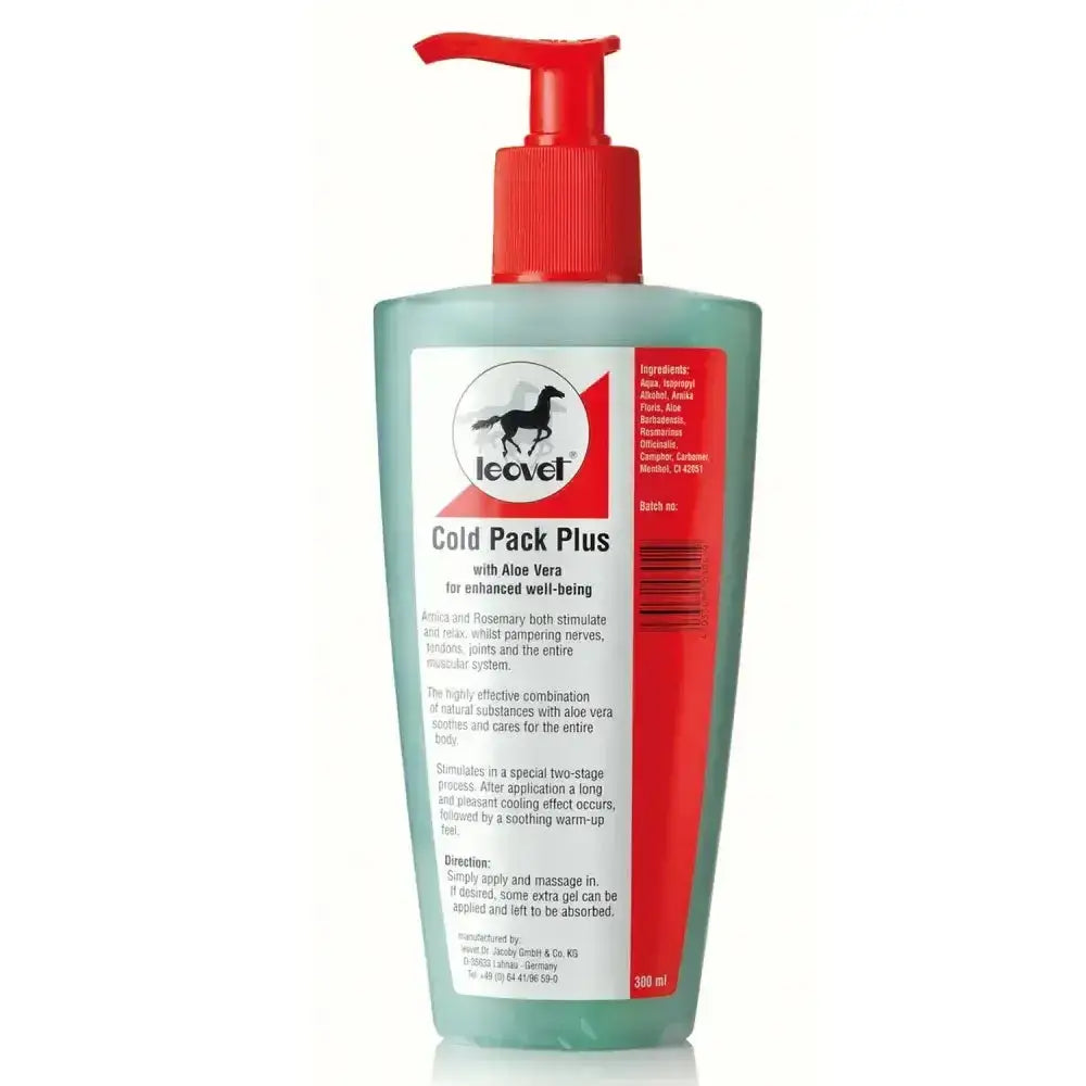 Leovet cold pack in a translucent green bottle with aloe vera and red pump soothes inflammation and improves mobility
