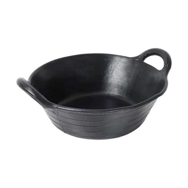 Black cast iron lincoln easi skip skillet with two looped handles and ribbed exterior, strong skip made for durability