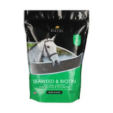 Black and green resealable pouch of lincoln seaweed horse hoof supplements with biotin for healthy hooves