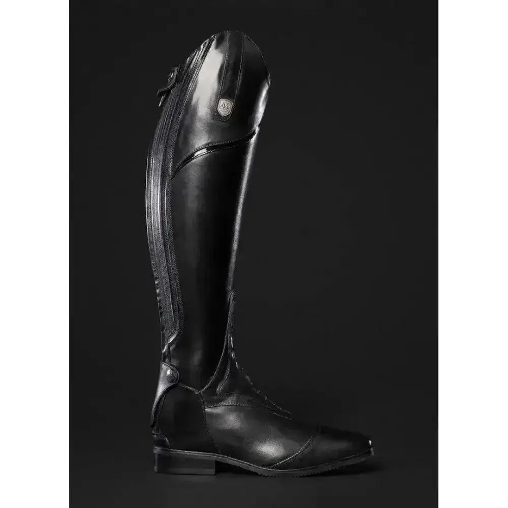 Black leather mountain horse sovereign high rider riding boots with sleek glossy finish and subtle stitching details
