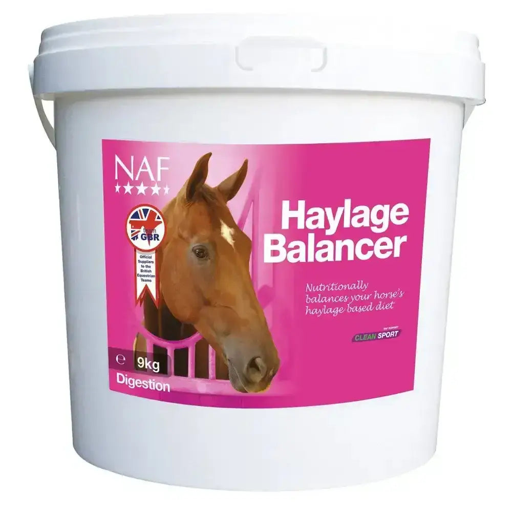 White plastic bucket with pink label showing a brown horse head for naf haylage balancer nutritional support formula