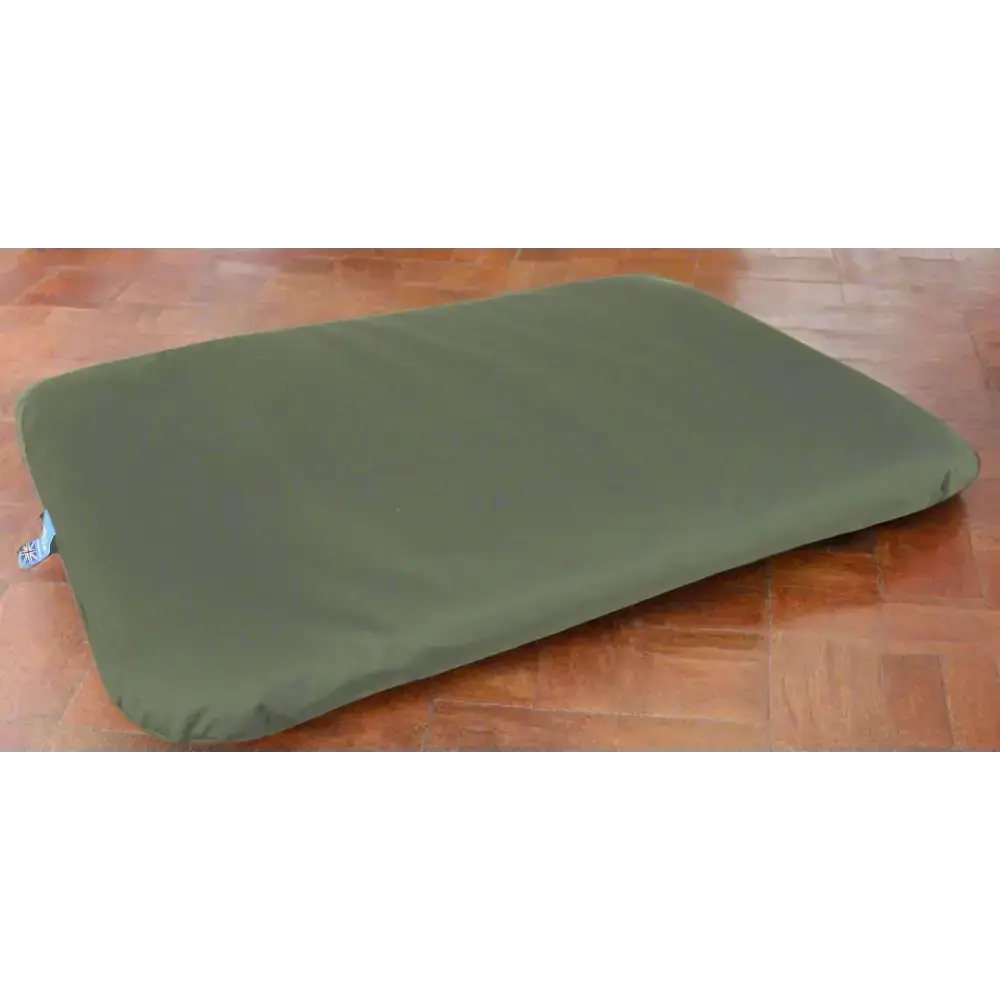 P&L Country Dog Heavy Duty Waterproof Duvet Dog Beds. Small - L 82 cm X W 64 cm X D 9 cm Green Dog Beds
