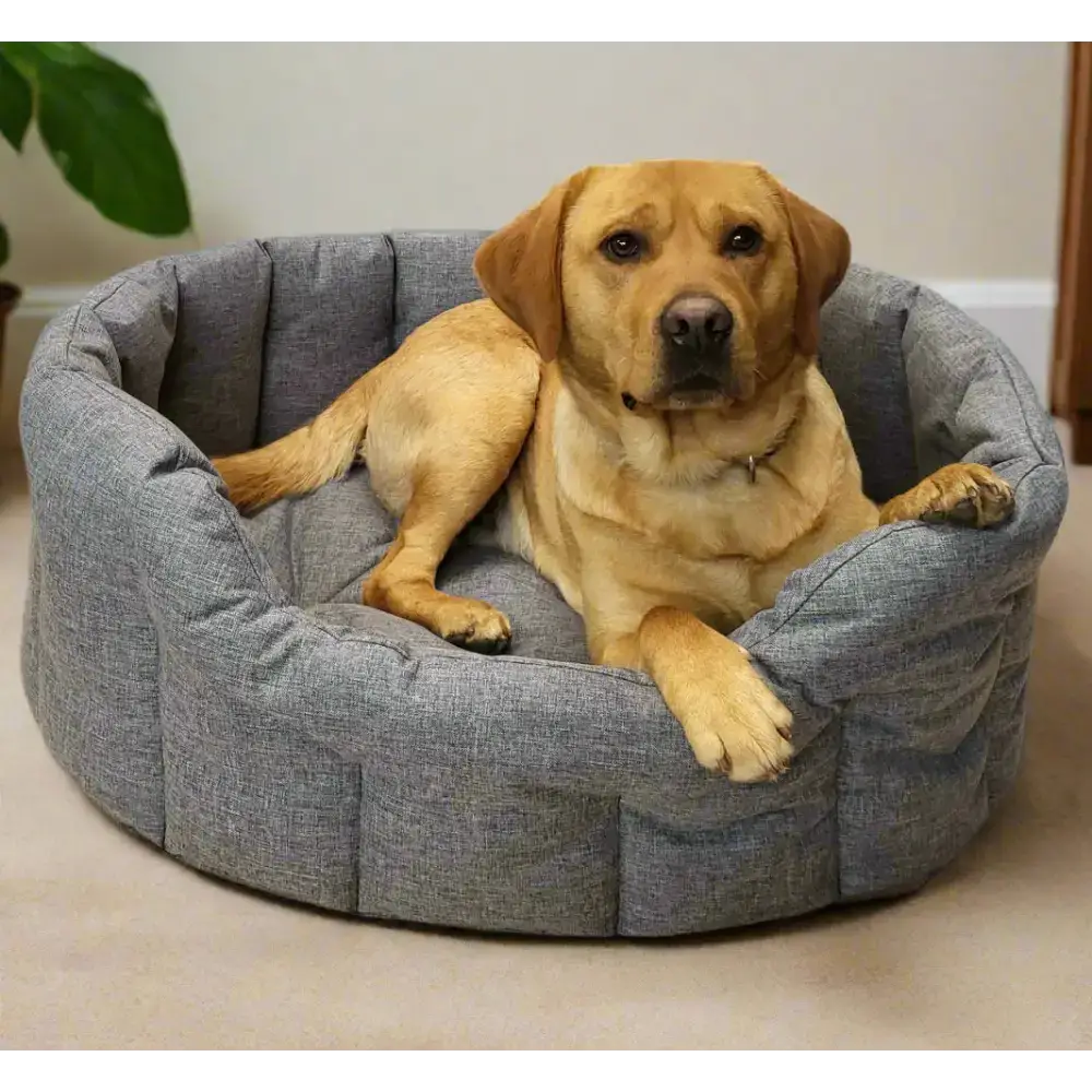 P&L Country Dog Tough Heavy Duty Oval High Sided Waterproof Dog Beds. Medium L61cm X W51cm X H22cm Black Dog Beds