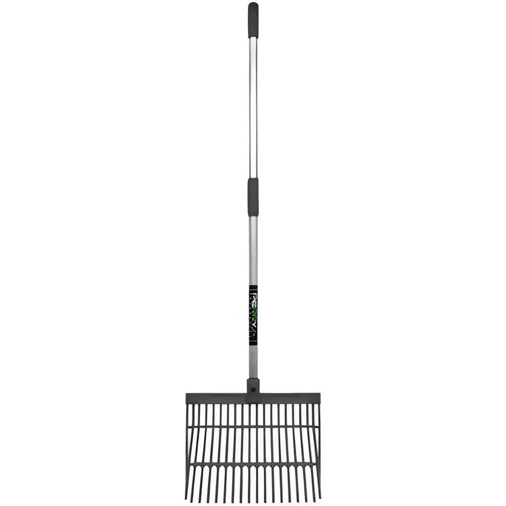 Black plastic perry equestrian bedding and shavings fork with metal handle for daily mucking use