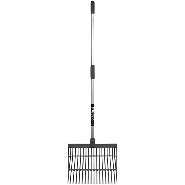 Black plastic perry equestrian bedding and shavings fork with metal handle for daily mucking use