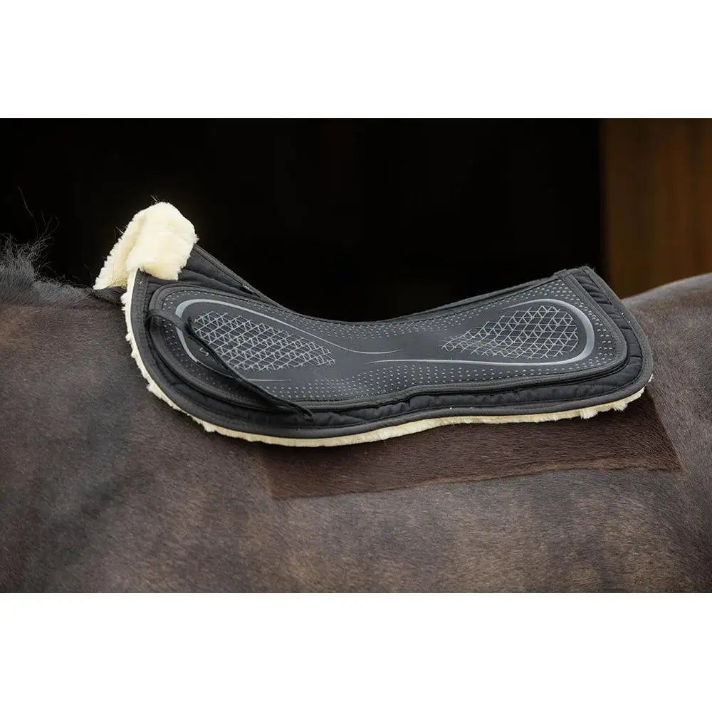 Black rhinegold luxe lined silicone top saddle pad with cream fleece trim and textured memory foam surface
