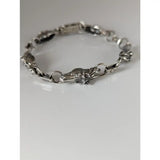 Silver steed 3d horse head bracelet featuring a polished silver horse head bracelet with intricate equestrian jewelry details