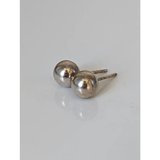 Silver steed balls simple round stud earrings silver with polished metallic finish for everyday wear