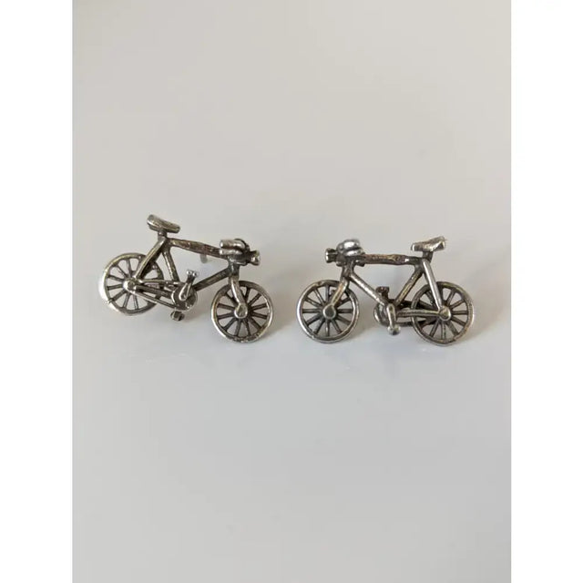 Silver steed bicycles stud earrings shaped like silver bicycles with detailed spokes and frame for stylish wear