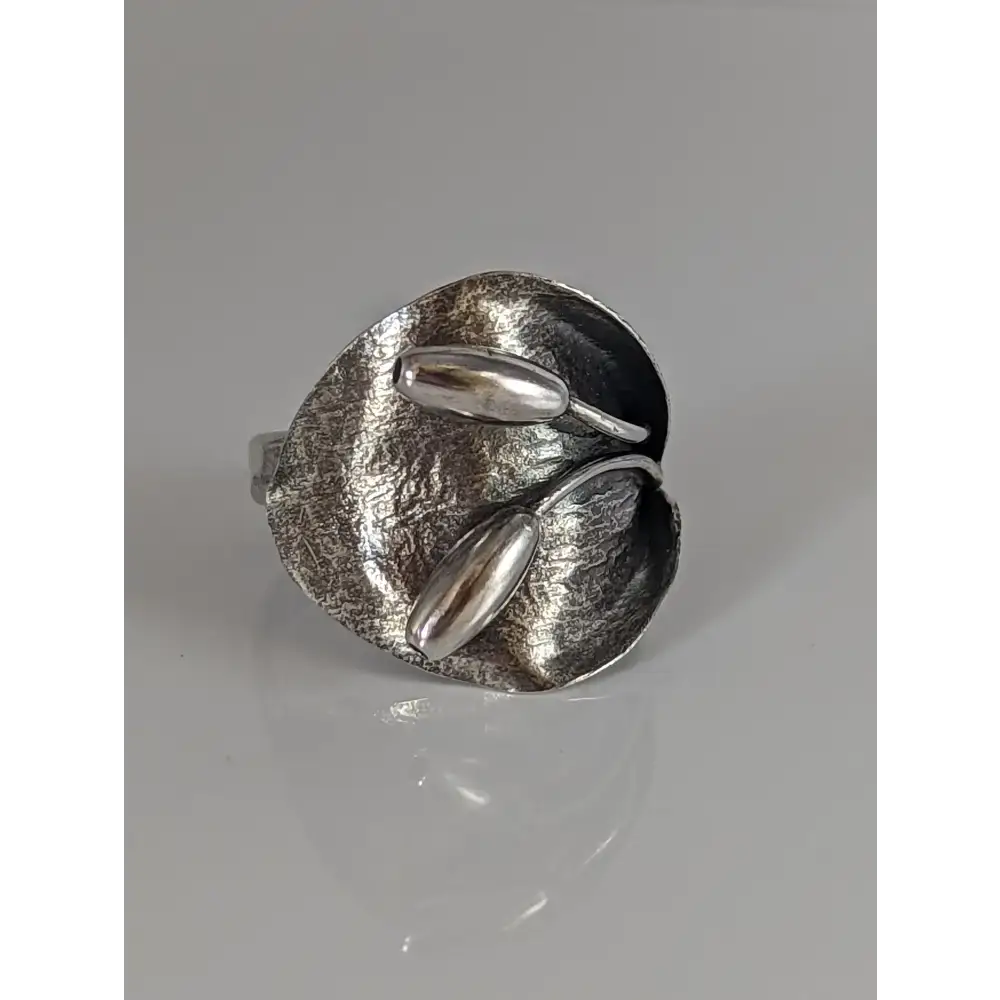 Silver Steed Big Leaf with Ornament Silver Ring Large Long Buds Rings