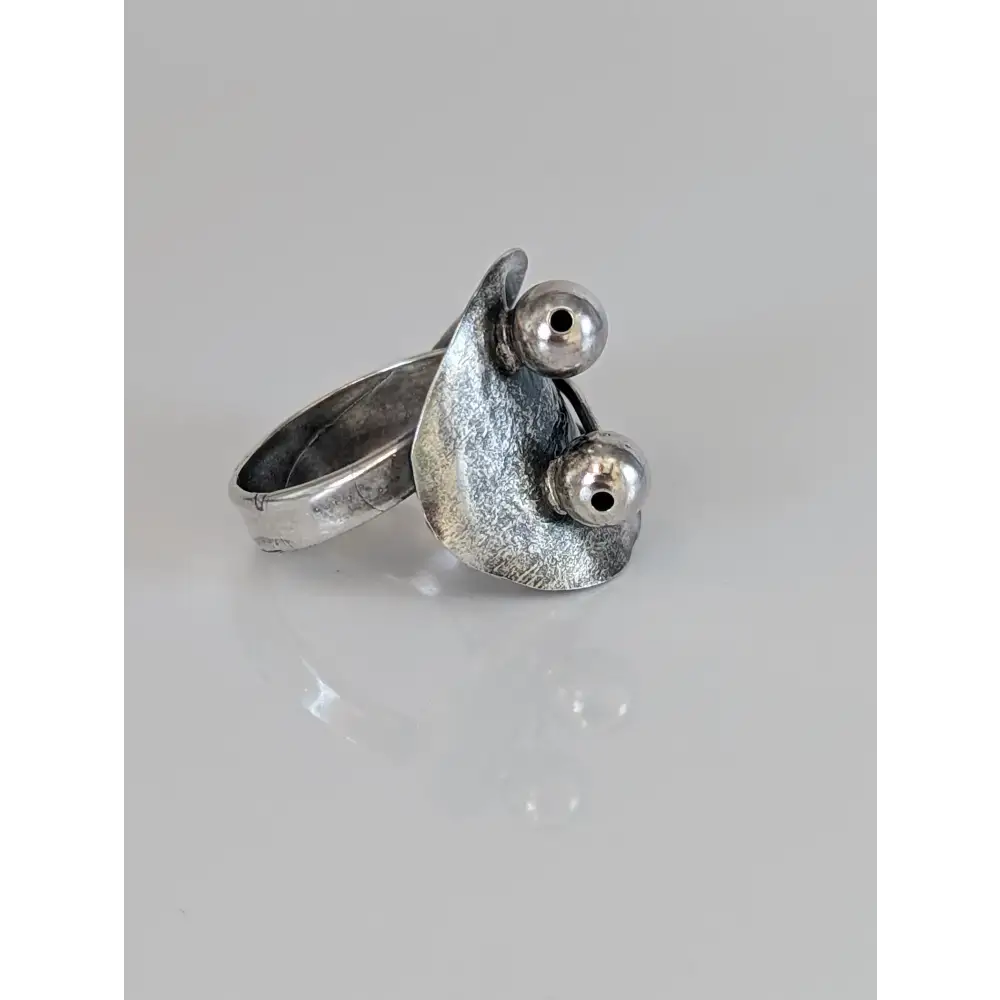 Silver Steed Big Leaf with Ornament Silver Ring Large Long Buds Rings