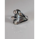 Silver steed big leaf sterling silver ring with leaf shape and two polished spherical ornaments in silver tone
