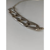 Silver steed chain chunky silver-toned link necklace with sleek interlocking curb chain design