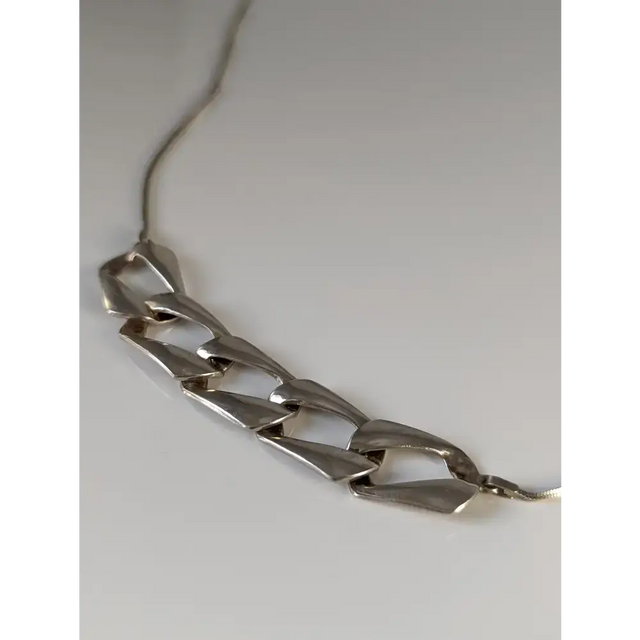 Silver Steed Chain Link Necklace Necklaces
