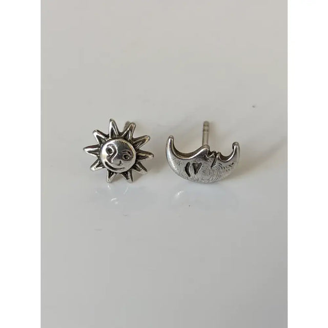 Silver steed day and night stud earrings with smiling sun rays and crescent moon night stud earrings in silver