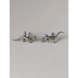 Silver steed detailed lizard stud earrings with textured scales in sleek silver for a minimalist look