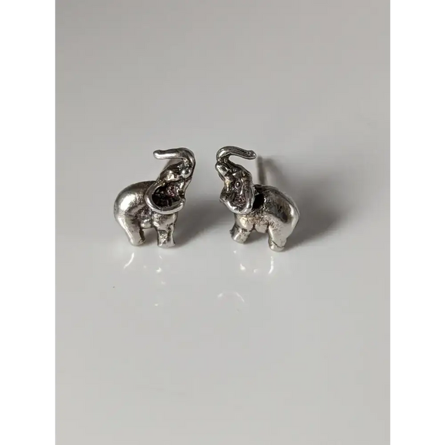 Silver Steed Elephant Stud Earrings Earrings