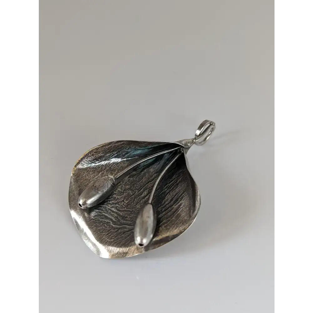 Silver Steed Extravagant Leaf & Stems Silver Pendant Gold Pendant