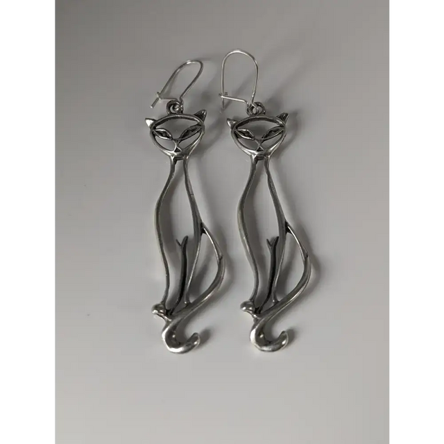 Silver Steed Feline Silver Dropped Earrings Earrings