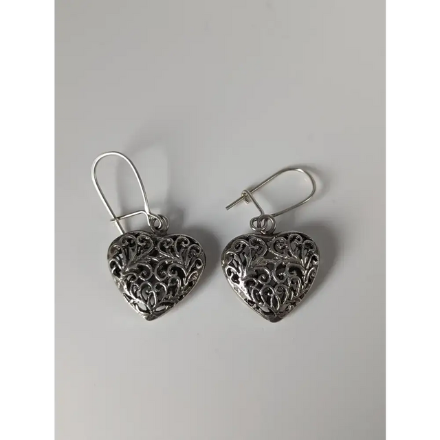 Silver Steed Filigree Heart Dropped Earrings Earrings
