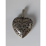 Silver steed filigree heart silver pendant handmade silver filigree heart-shaped locket with polished finish