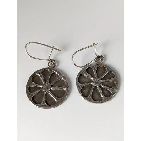 Silver Steed Flower in a Circle Dropped Earrings Earrings