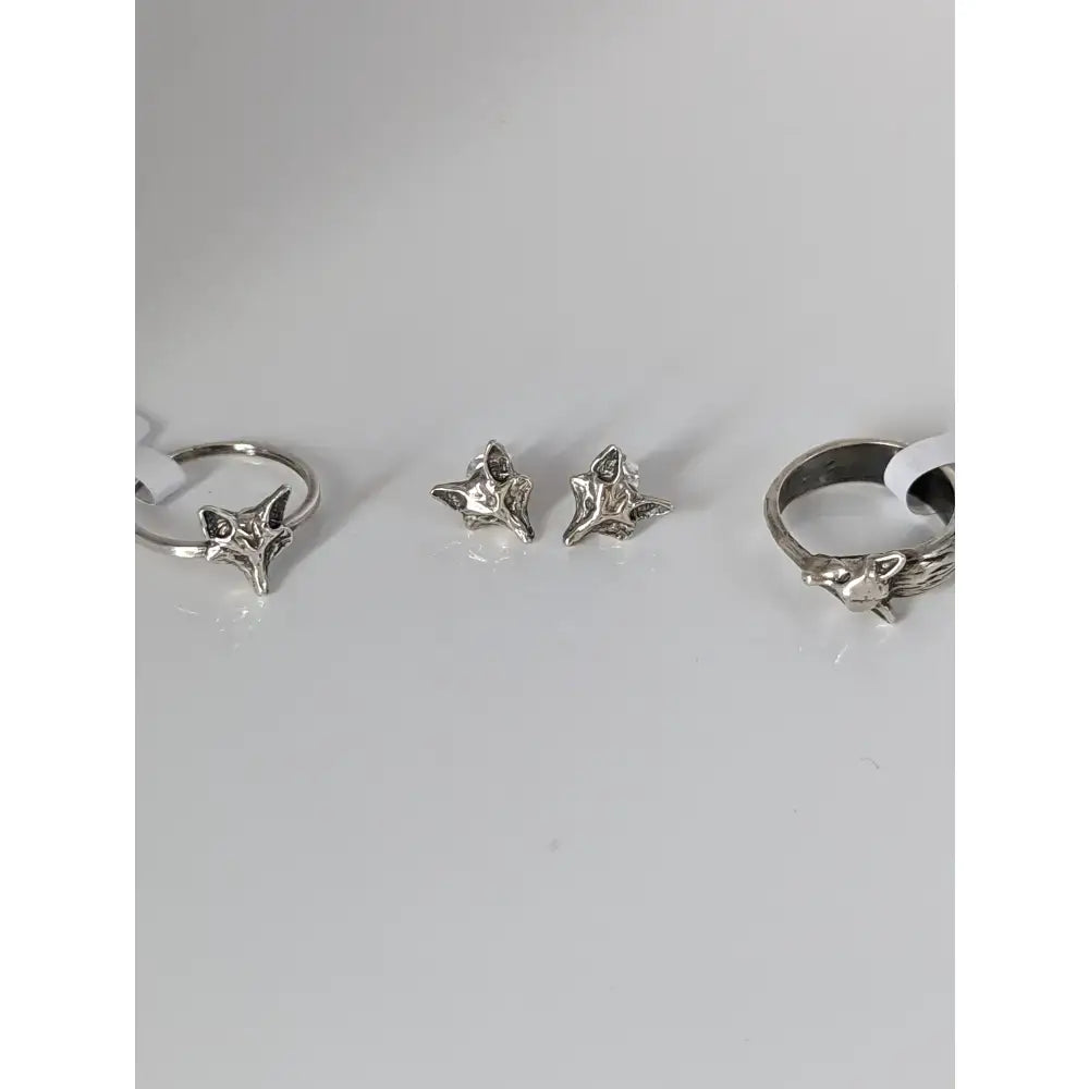 Silver steed fox head stud earrings and adjustable band ring set featuring detailed silver fox head designs