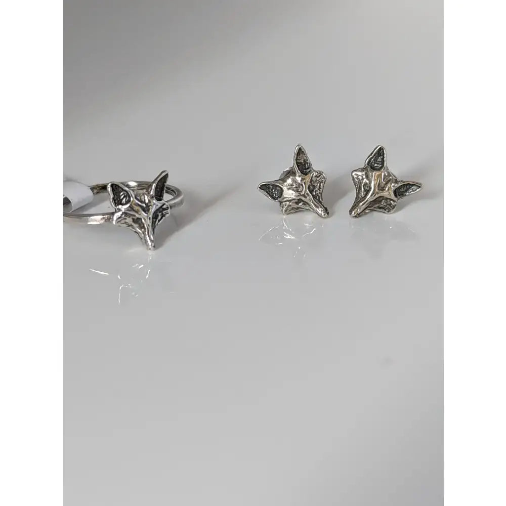 Silver steed fox head stud earrings and ring set featuring detailed silver fox head stud design