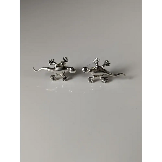 Silver Steed Gecko Stud Earrings Earrings