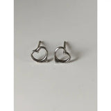 Silver steed heart stud earrings featuring minimalist open-heart design in polished silver for everyday wear