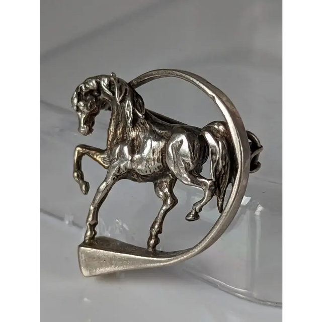 Silver Steed Horse Within Hoofnail Silver Brooch / Stock Tie Pin Brooches