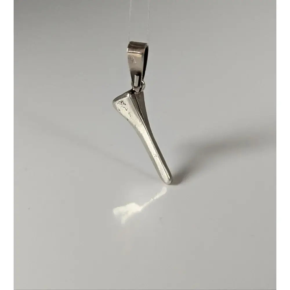 Silver steed horseshoe nail silver pendant made of polished silver pendant shaped like a textured nail